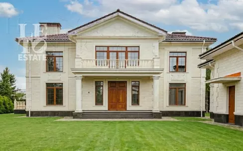 2-этажный коттедж 420 м² без отделки