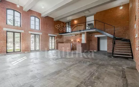 3-этажный коттедж 845.1 м² без отделки