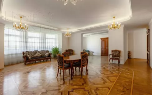 8-КОМН. КВАРТИРА С ОТДЕЛКОЙ 275.3 М² НА 9 ЭТАЖЕ