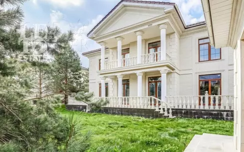 2-этажный коттедж 380 м² без отделки