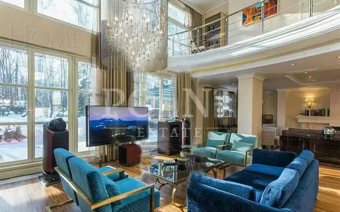 2-этажный коттедж 760 м² с отделкой