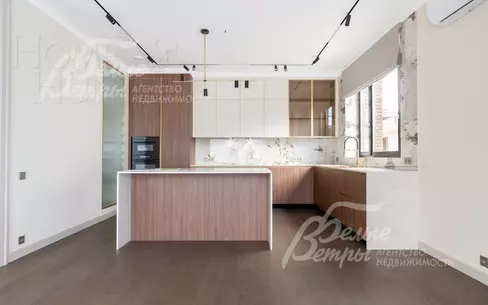 2-этажный коттедж 396 м² с отделкой