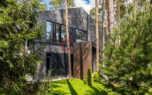 2-этажный коттедж 750 м² с отделкой