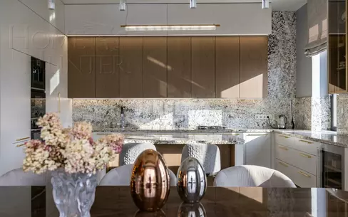 2-этажный коттедж 650 м² с отделкой