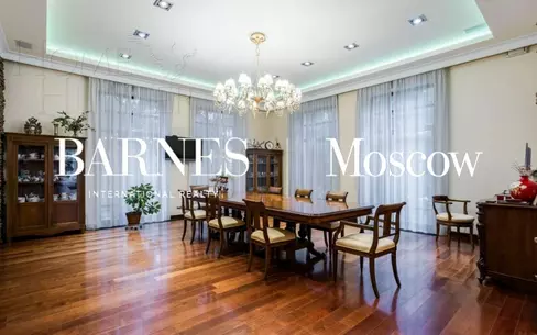 2-этажный коттедж 1 786 м² с отделкой