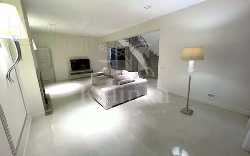 2-этажный коттедж 640 м² с отделкой