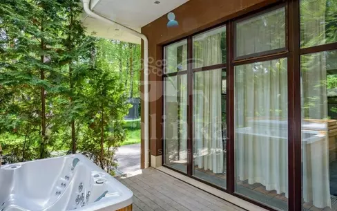 2-этажный коттедж 750 м² с отделкой