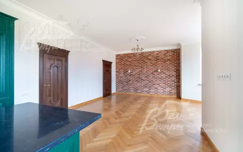 2-этажный коттедж 693.5 м² с отделкой