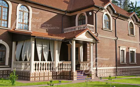 2-этажный коттедж 925 м² с отделкой