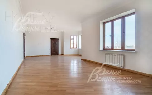 2-этажный коттедж 693.5 м² с отделкой