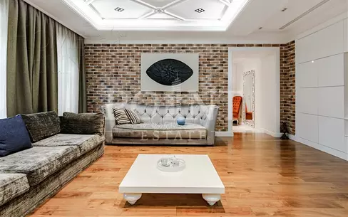 5-КОМН. КВАРТИРА С ОТДЕЛКОЙ 208 М² НА 3 ЭТАЖЕ