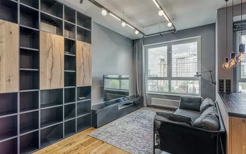 2-комн. кв., 81 м², 8/20 этаж
