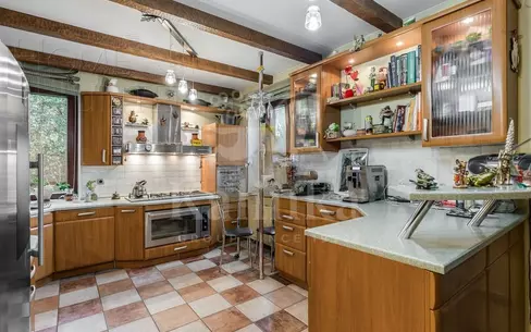 2-этажный коттедж 500 м² с отделкой