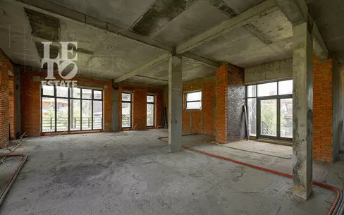 2-этажный коттедж 700 м² без отделки