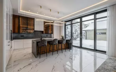 2-этажный коттедж 740 м² с отделкой