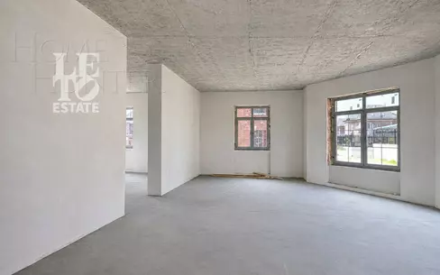 3-этажный коттедж 372 м² без отделки