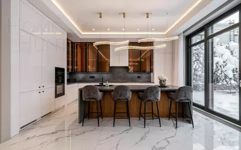 2-этажный коттедж 740 м² с отделкой