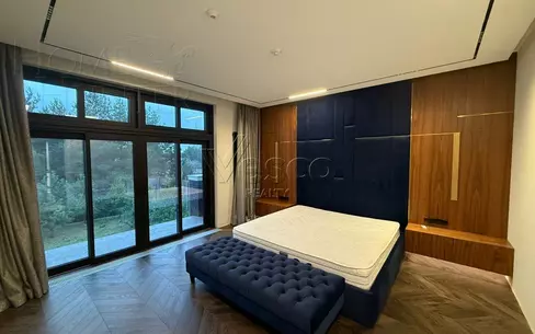 1-этажный коттедж 520.9 м² без отделки