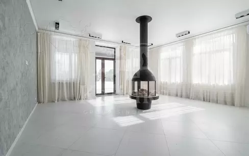 2-этажный коттедж 400 м² с отделкой
