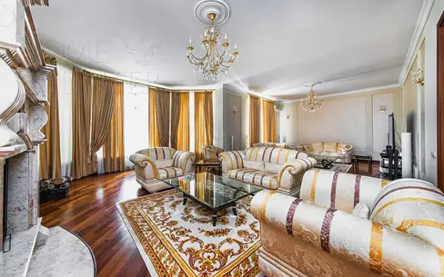 2-этажный коттедж 865 м² с отделкой