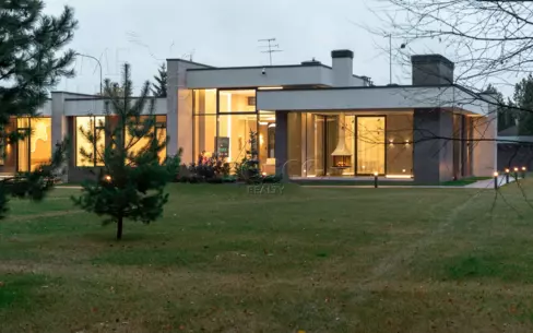 1-этажный коттедж 414 м² с отделкой