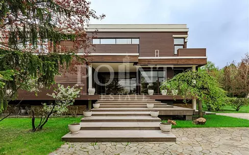 2-этажный коттедж 1 200 м² с отделкой