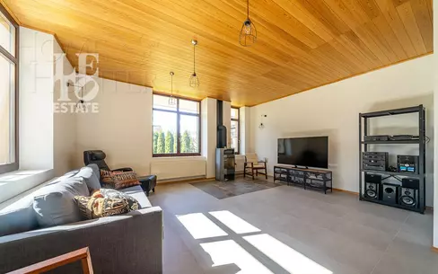 2-этажный коттедж 425 м² с отделкой