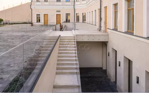 2-УРОВНЕВЫЕ АПАРТАМЕНТЫ БЕЗ ОТДЕЛКИ 191.8 М² НА 1 ЭТАЖЕ