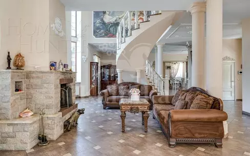2-этажный коттедж 650 м² с отделкой