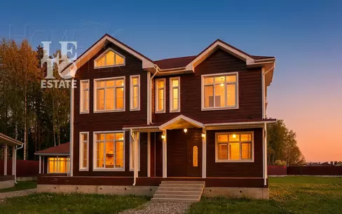 2-этажный коттедж 379.4 м² с отделкой