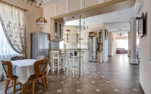 2-этажный коттедж 650 м² с отделкой