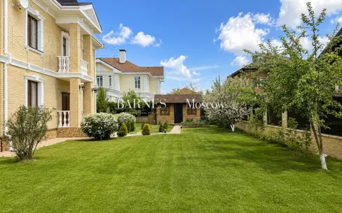 2-этажный коттедж 550 м² с отделкой