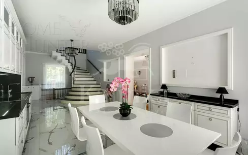 2-этажный коттедж 610 м² с отделкой