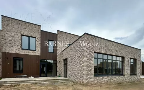 2-этажный коттедж 370 м² с отделкой