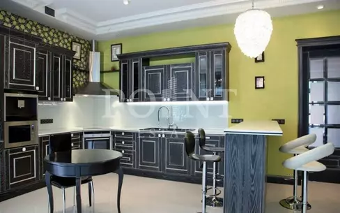 2-этажный коттедж 640 м² с отделкой