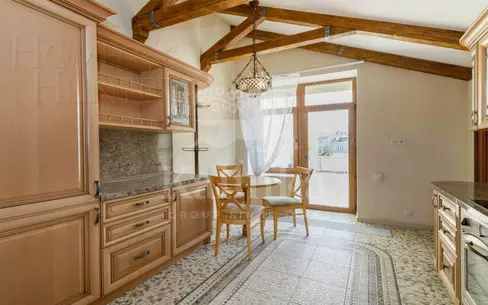 4-КОМН. КВАРТИРА С ОТДЕЛКОЙ 186 М² НА 5 ЭТАЖЕ