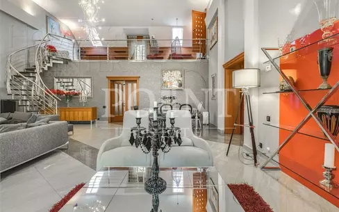 2-этажный коттедж 1 400 м² с отделкой