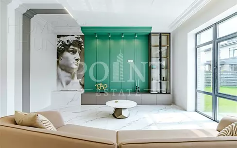 2-этажный коттедж 240 м² с отделкой
