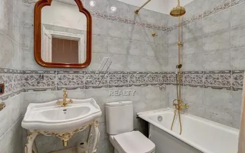 2-этажный коттедж 650 м² с отделкой