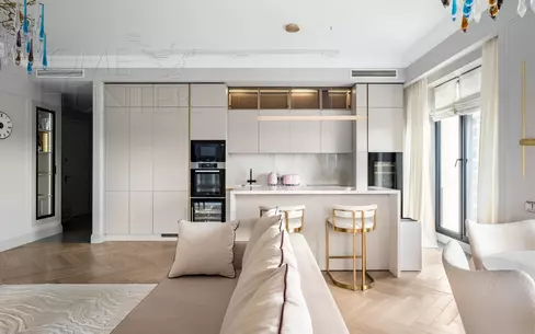 4-КОМН. КВАРТИРА С ОТДЕЛКОЙ 133.4 М² НА 5 ЭТАЖЕ