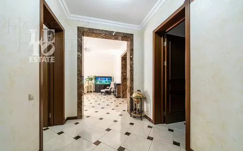 2-этажный коттедж 475 м² с отделкой