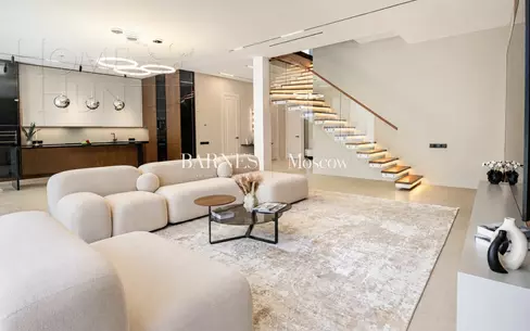 2-этажный коттедж 349.7 м² с отделкой