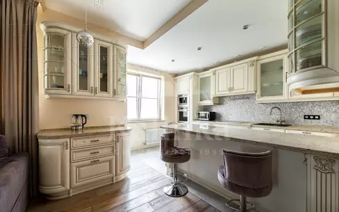 5-КОМН. КВАРТИРА С ОТДЕЛКОЙ 168.6 М² НА 7 ЭТАЖЕ