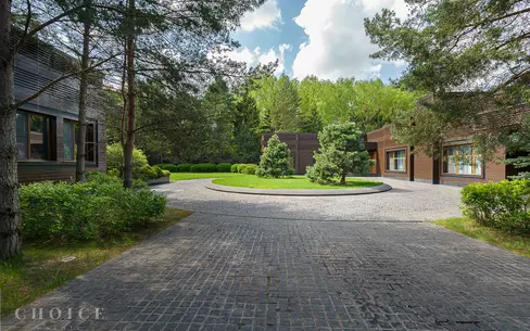 1-этажный коттедж 490 м² с отделкой