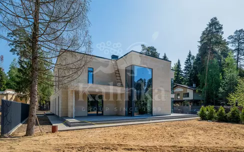2-этажный коттедж 616 м² без отделки