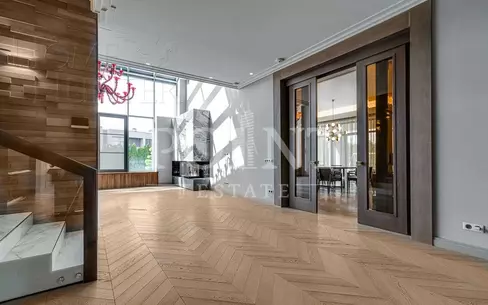 2-этажный коттедж 1 127.4 м² с отделкой