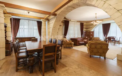 2-этажный коттедж 720 м² с отделкой