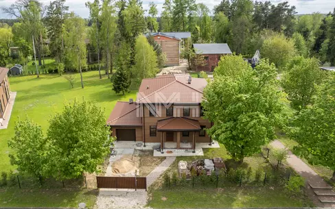2-этажный коттедж 285 м² без отделки