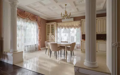 2-этажный коттедж 300 м² с отделкой