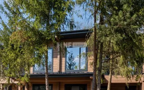2-этажный коттедж 450 м² с отделкой